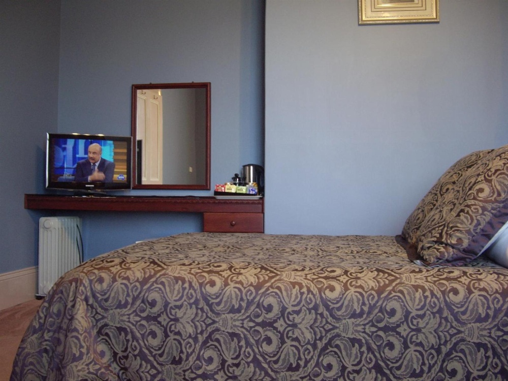 Double or Twin Room (B)